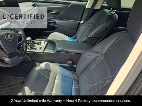 Used 2025 Lexus ES 300h w/ Technology Package FWD image 2