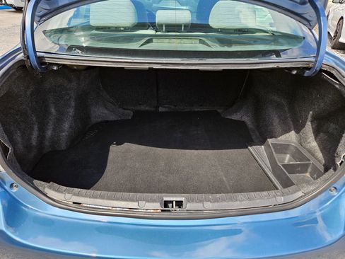 Used 2013 Toyota Corolla LE FWD image 14