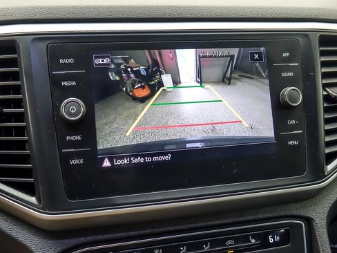 Used 2021 Volkswagen Atlas Cross Sport SE AWD/4WD image 15