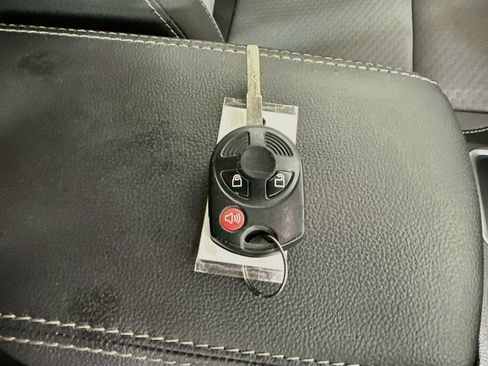 Used 2018 Ford Escape SE AWD/4WD image 39