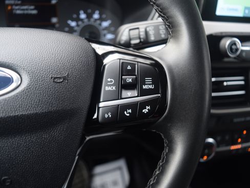 Certified 2022 Ford Escape SE w/ Convenience Package image 5