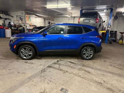 Used 2022 Kia Seltos S image 4