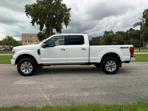 Used 2020 Ford F350 Platinum w/ Snow Plow Prep Package AWD/4WD image 9