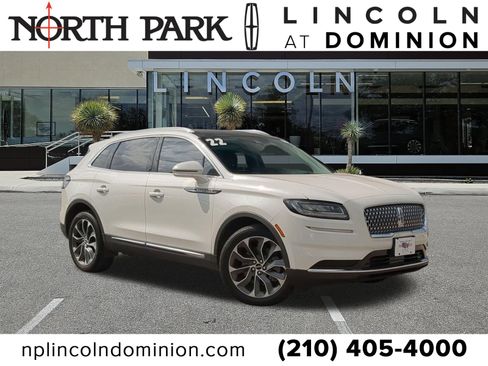 Used 2022 Lincoln Nautilus Reserve FWD image 1
