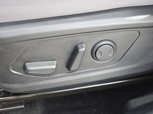 Used 2024 Hyundai Santa Cruz SEL FWD image 23