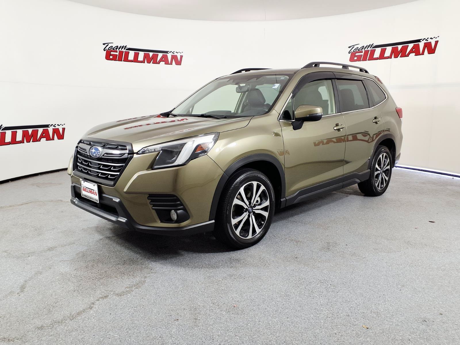 Used 2023 Subaru Forester Limited AWD/4WD image 3