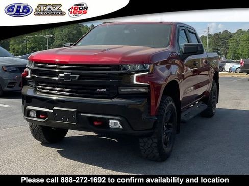 Used 2021 Chevrolet Silverado 1500 LT Trail Boss w/ Convenience Package II AWD/4WD image 2