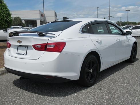 Used 2024 Chevrolet Malibu LS FWD image 7
