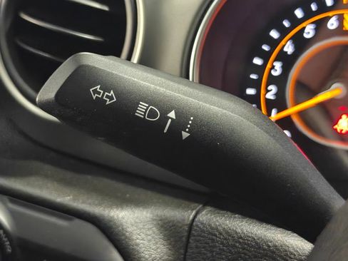 Used 2021 Jeep Gladiator Willys image 44