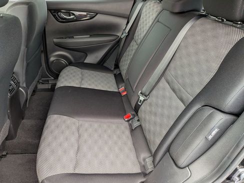 Used 2021 Nissan Rogue Sport SV FWD image 25