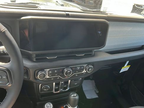 New 2025 Jeep Wrangler Sport S image 27