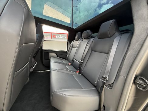 Used 2024 Tesla Cybertruck AWD Crew Cab image 17