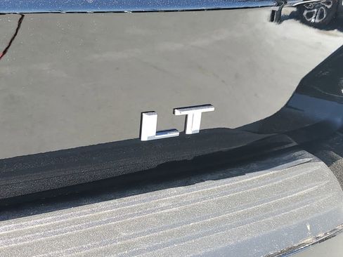 New 2026 Chevrolet Suburban LT w/ Comfort Package RWD image 7