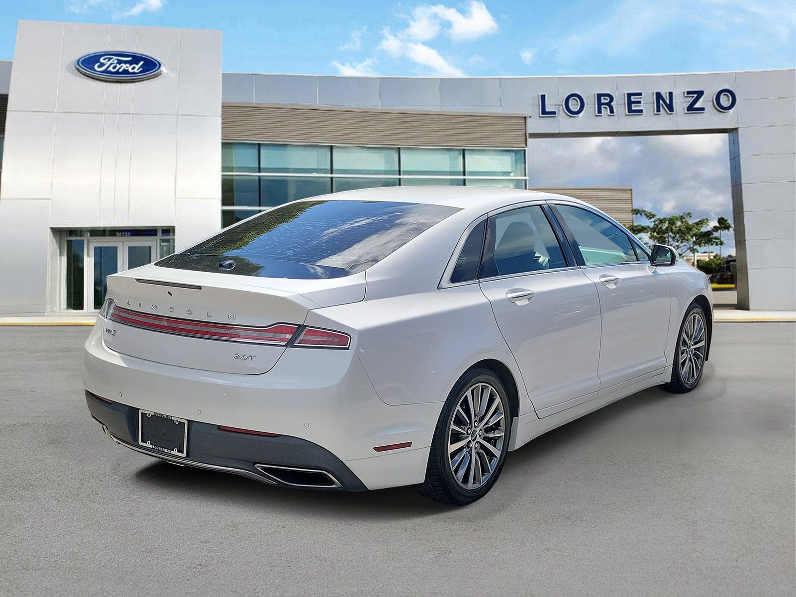 Used 2020 Lincoln MKZ FWD image 5