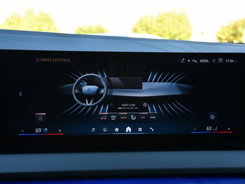 Used 2025 BMW X3 xDrive30i image 24