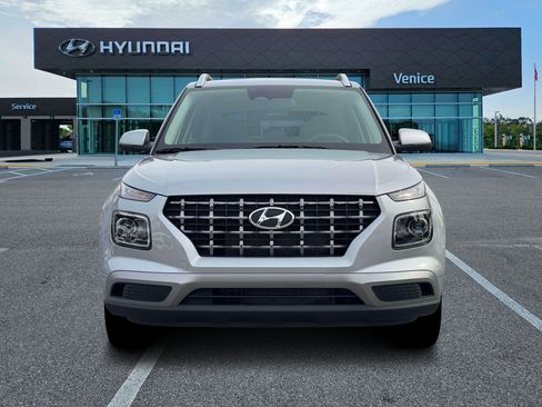 New 2026 Hyundai Venue SEL FWD image 31
