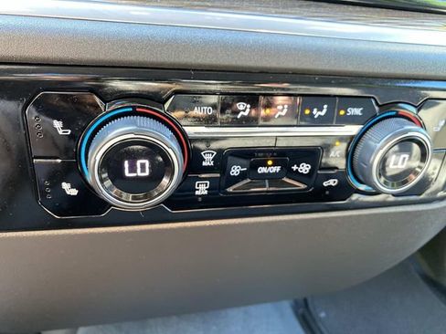Used 2023 Chevrolet Silverado 1500 LT w/ Protection Package AWD/4WD image 12