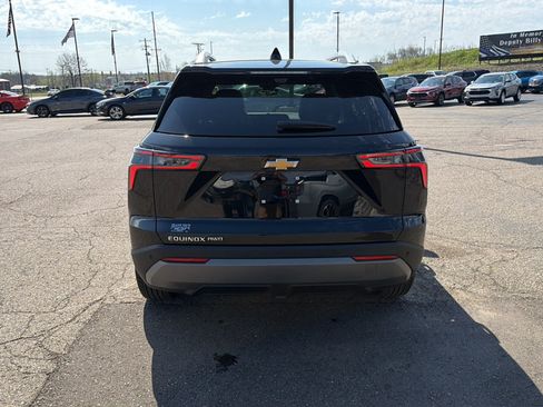 Used 2025 Chevrolet Equinox LT w/ Convenience Package II AWD/4WD image 5