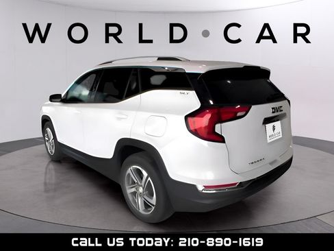 Used 2021 GMC Terrain SLT w/ LPO, Floor Liner Package FWD image 5