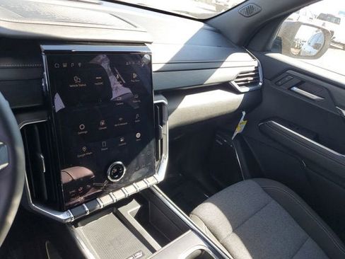 New 2026 GMC Acadia Elevation image 26