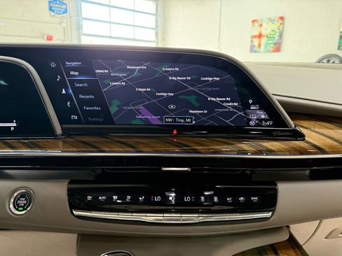 Used 2023 Cadillac Escalade Sport Platinum image 30