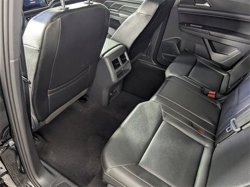 Used 2020 Volkswagen Atlas Cross Sport SEL R-Line image 14