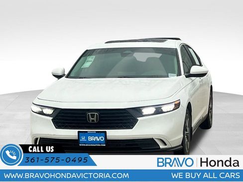 Used 2023 Honda Accord EX image 1