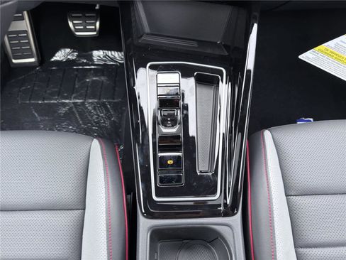 New 2026 Volkswagen GTI SE FWD image 13