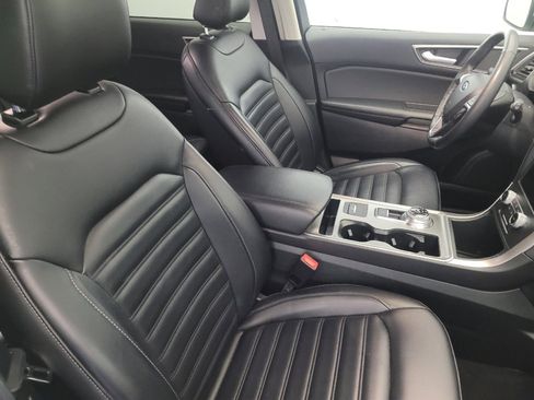 Used 2024 Ford Edge SEL image 21