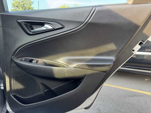 Used 2020 Chevrolet Malibu Premier FWD image 36
