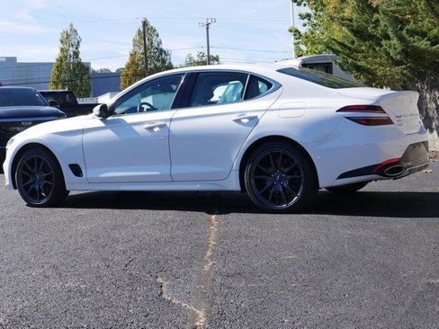 Used 2022 Genesis G70 3.3T AWD/4WD image 4