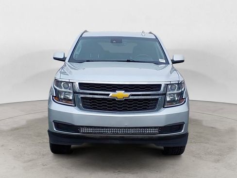 Used 2017 Chevrolet Suburban LT AWD/4WD image 8