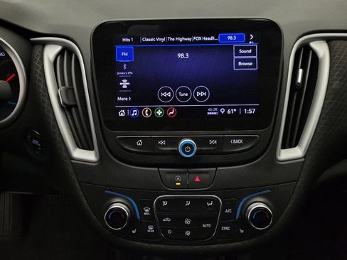 Used 2024 Chevrolet Malibu LT image 25