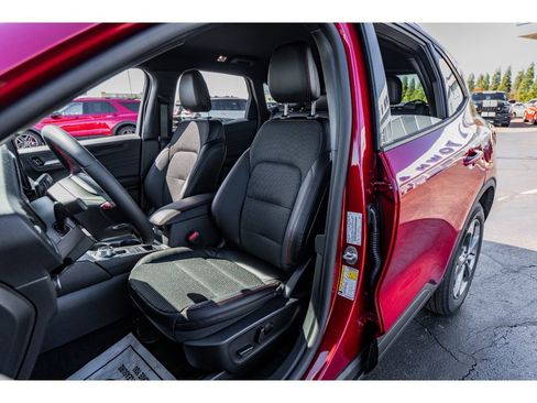 New 2026 Ford Escape ST-Line w/ Tech Pack #1 AWD/4WD image 8