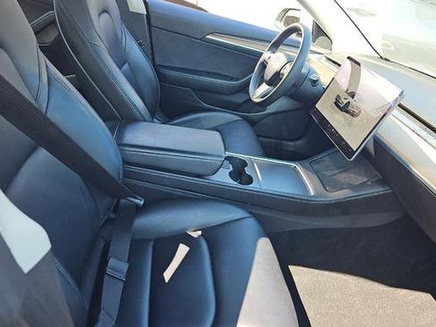 Used 2022 Tesla Model 3 Long Range image 4