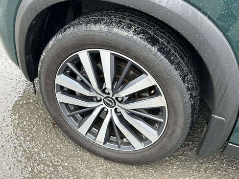 Used 2022 Nissan Pathfinder Platinum w/ Cargo Package image 9