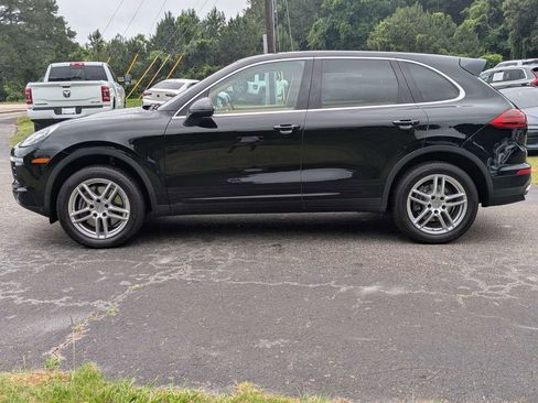 Used 2016 Porsche Cayenne AWD/4WD image 3