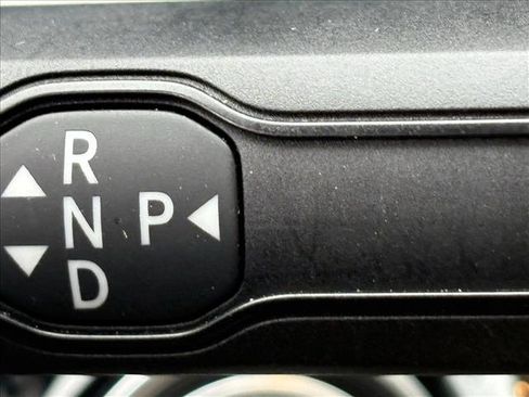 Certified 2022 Mercedes-Benz CLA 250 image 6