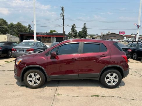 Used 2016 Chevrolet Trax LS AWD/4WD image 4