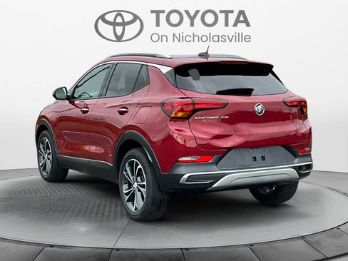 Used 2020 Buick Encore GX Essence image 4