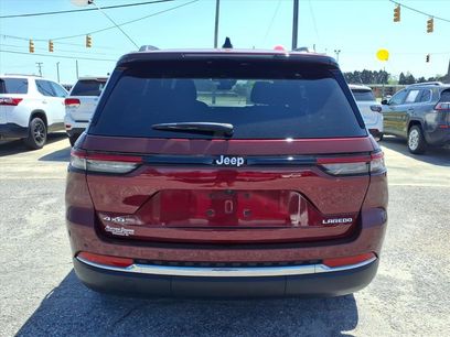 Used 2025 Jeep Grand Cherokee Laredo w/ Luxury Tech Group I