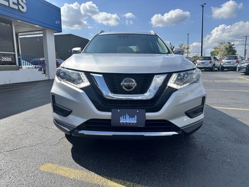 Used 2020 Nissan Rogue SV image 6