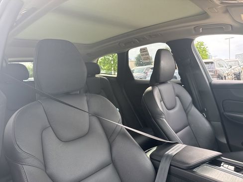 Certified 2025 Volvo XC60 B5 Plus image 11