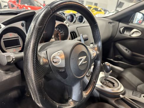 Used 2012 Nissan 370Z Coupe image 25