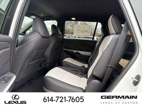 New 2026 Lexus TX 500h AWD image 17