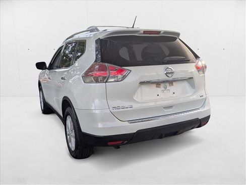 Used 2015 Nissan Rogue SV image 8