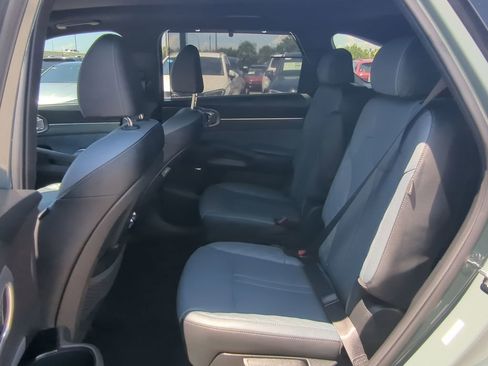 Used 2025 Kia Sorento SX Prestige image 5