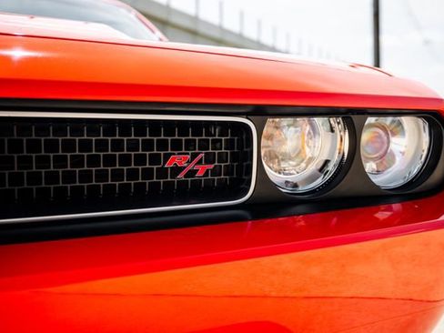 Used 2009 Dodge Challenger R/T RWD image 26