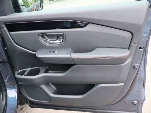New 2026 Honda Pilot TrailSport image 11