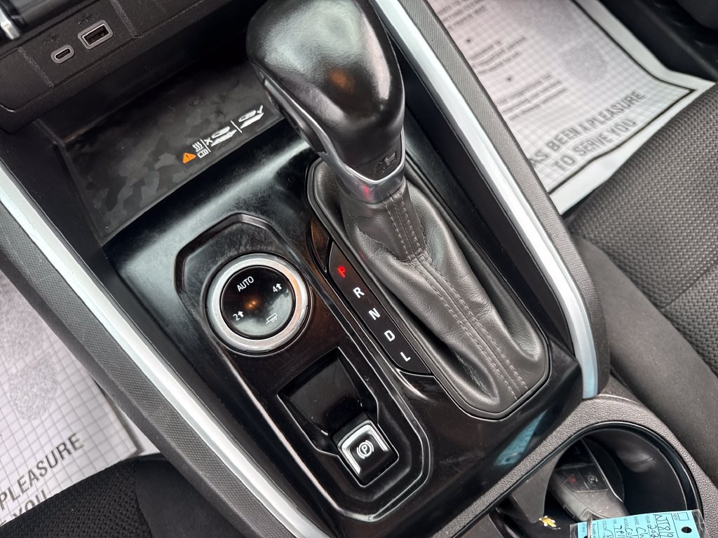 Used 2023 Chevrolet Colorado LT w/ LT Convenience Package II AWD/4WD image 40